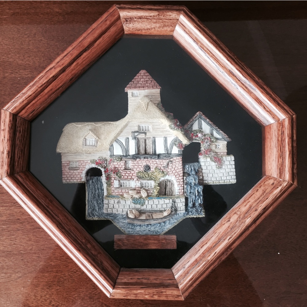 Pershore Mill Shadowbox by David Winter (1990)